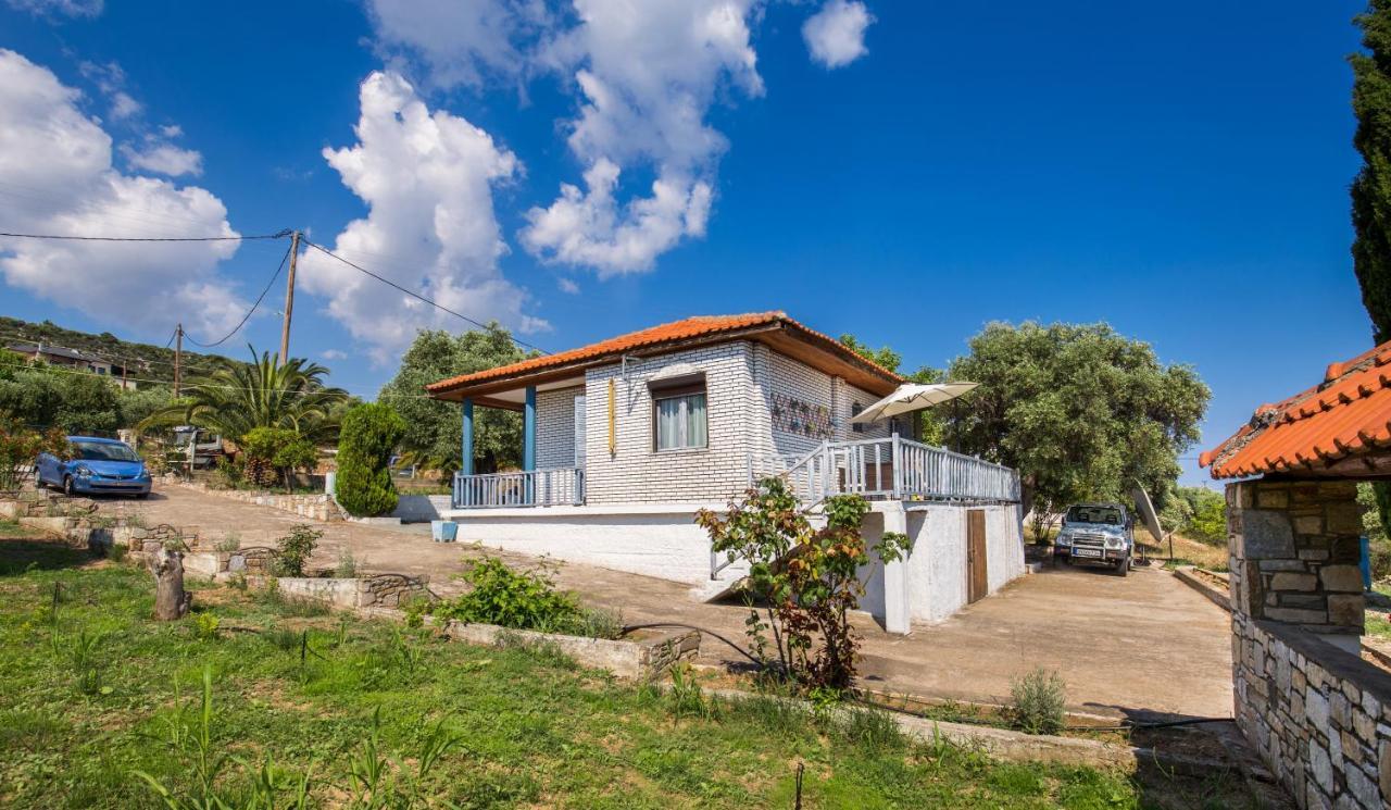 Olive Cottage Астрис Екстериор снимка