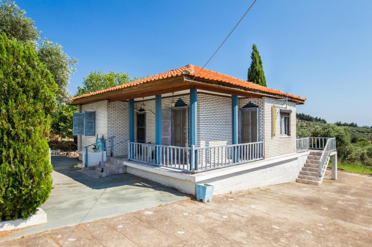 Olive Cottage Астрис Екстериор снимка