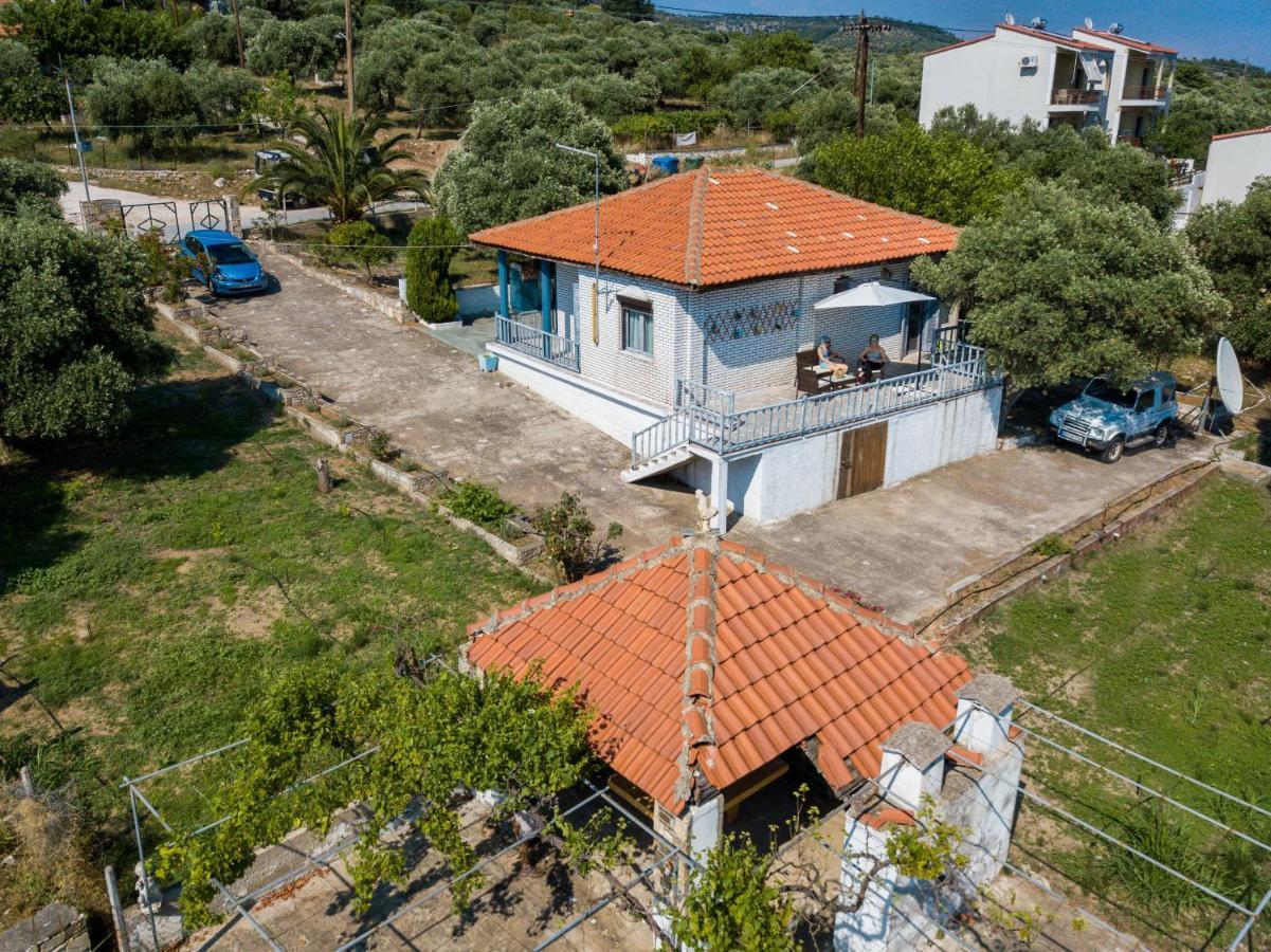 Olive Cottage Астрис Екстериор снимка